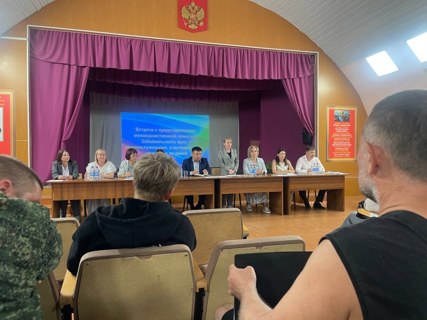 Делегация в составе социального десанта в рамках консультативных встрече посетила посетила 36-ю мотострелковую бригаду